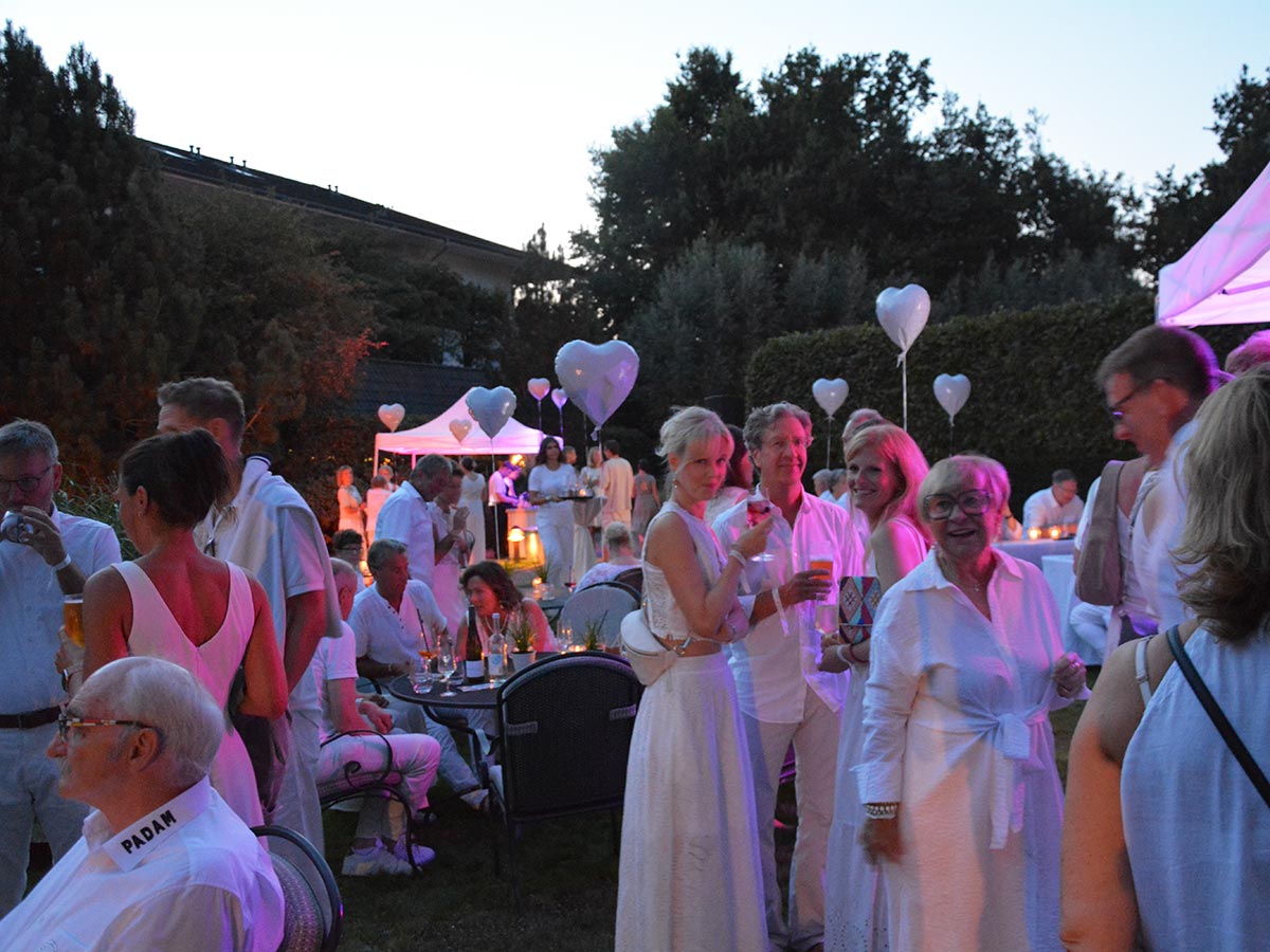 LEAs White Night 2026
