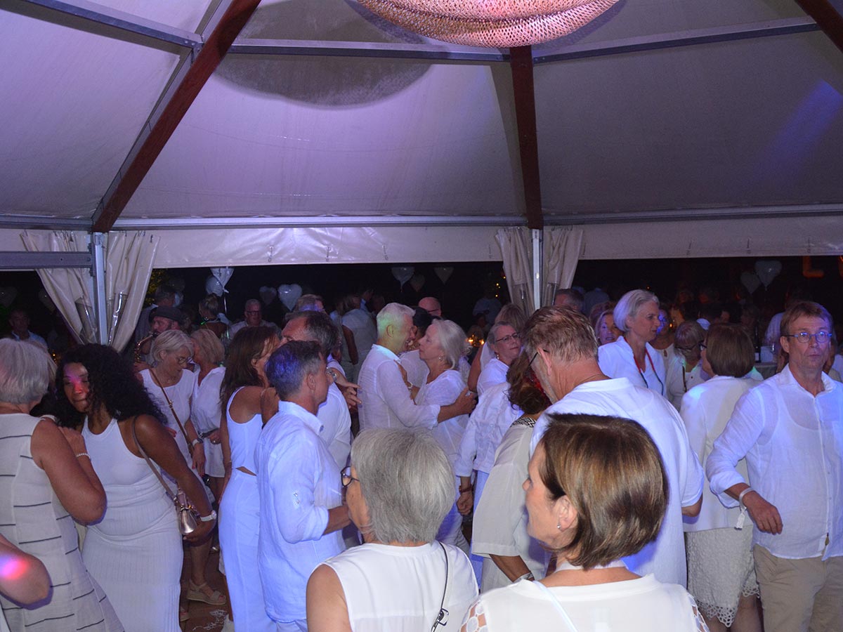 LEAs White Night 2026