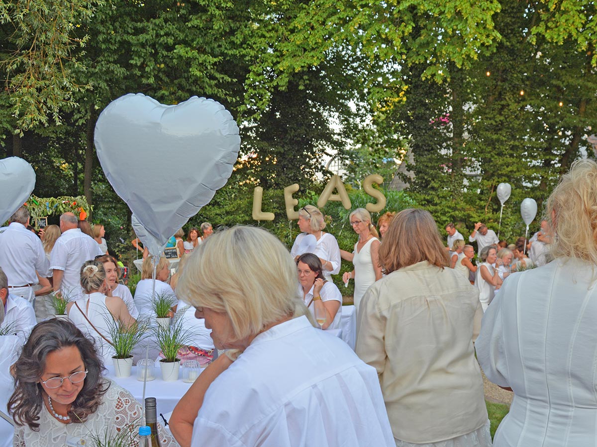 LEAs White Night 2026
